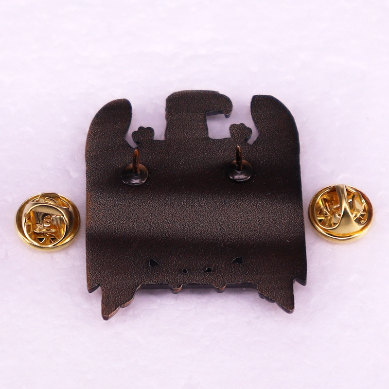 เข็มกลัดโลหะสไตล์เรโทร วงดนตรี - Vintage Collectible Pins บทวิจารณ์และราคา