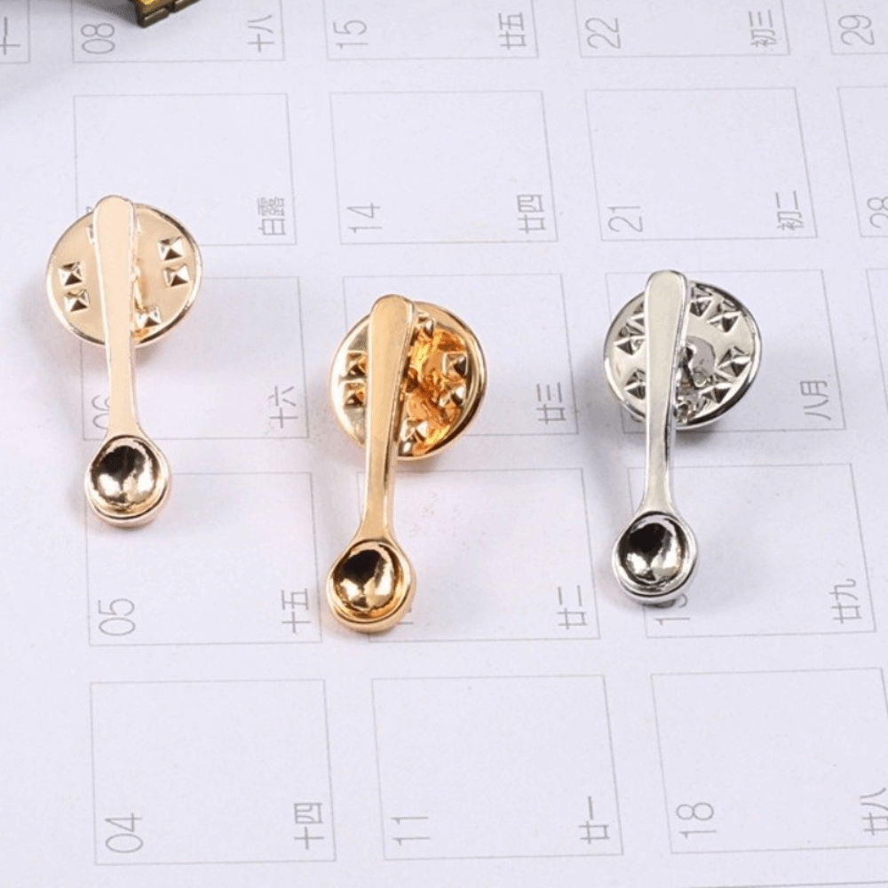 เข็มกลัดรูปช้อนดีไซน์น่ารักแบบ - Vintage Collectible Pins บทวิจารณ์และราคา