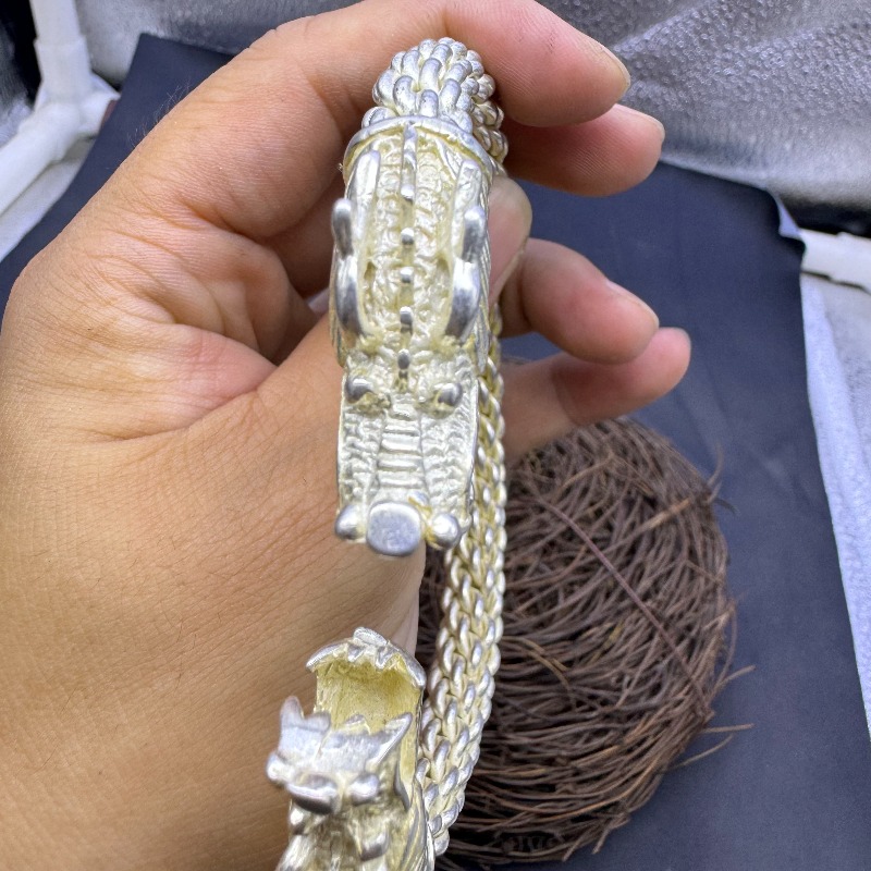 กำไลข้อมือลายมังกรโบราณสมัยราช - Vintage Collectible Jewelry บทวิจารณ์และราคา