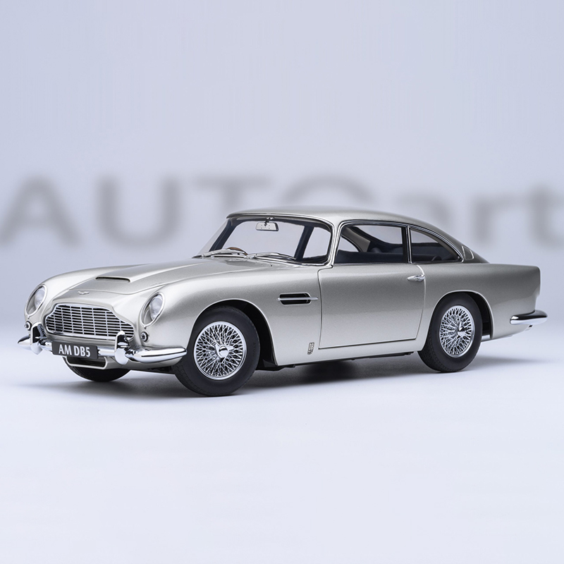 AUTOart 1:18 Scale Diecast All - Vintage Collectible Classics บทวิจารณ์และราคา
