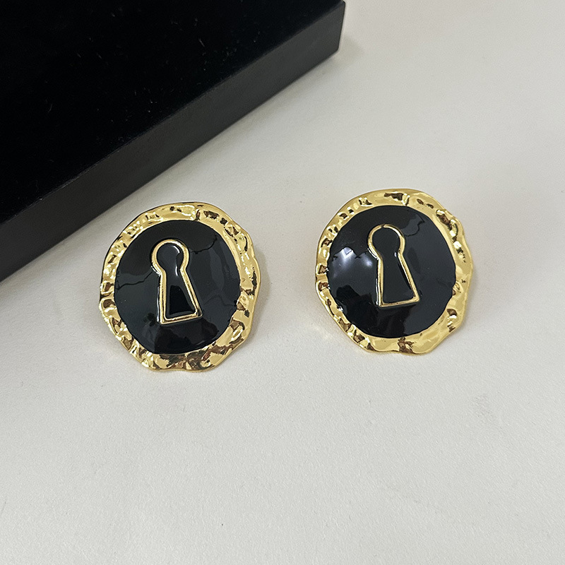 ยุ้ยสีดําเคลือบโลหะผสมต่างหูสต - Vintage Collectible Jewelry บทวิจารณ์และราคา